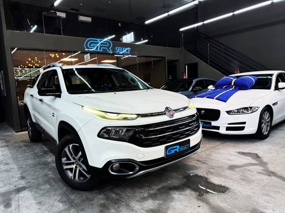 FIAT TORO 2.0 16V TURBO DIESEL VOLCANO 4WD AT9 FIAT TORO 2.0 16V TURBO DIESEL VOLCANO 4WD AT9